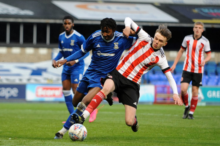 Teenage Sheffield United duo give Heckingbottom food for thought ahead of Premier League